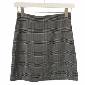 H&M Divided Mini Skirt